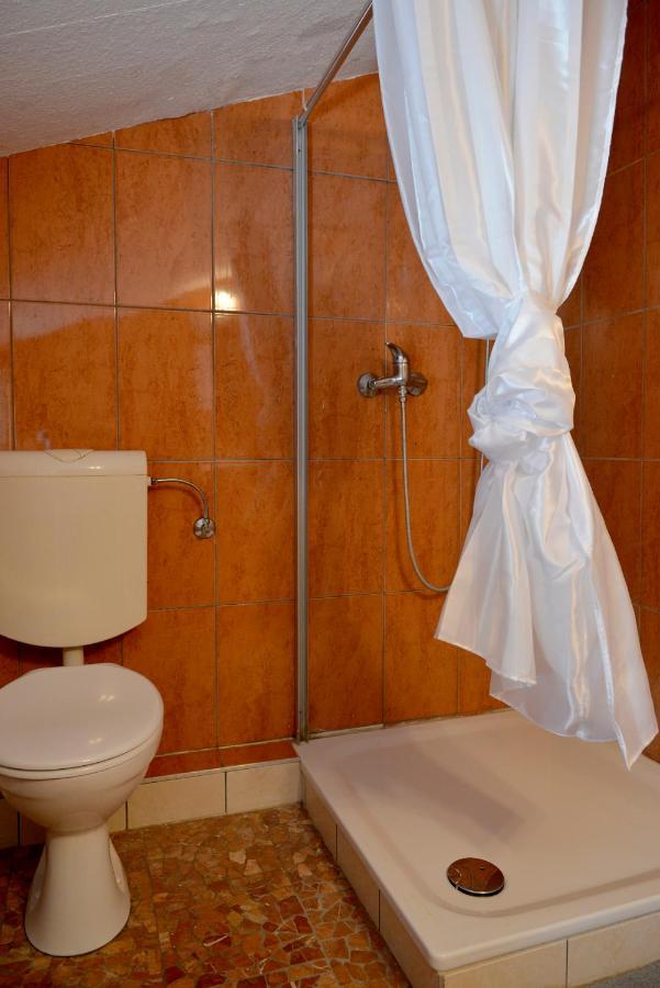 Backbord Apartment *